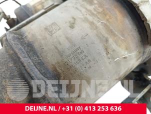 Volkswagen Caddy Roetfilter O301885 foto 3