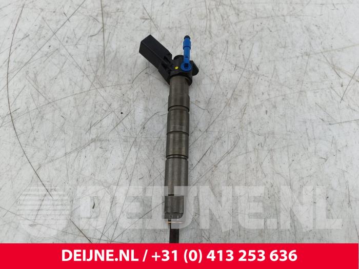 Mercedes Sprinter Injector (diesel) O301978