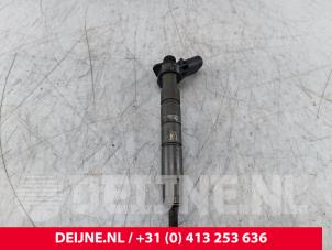 Mercedes Sprinter Einspritzdüse (Diesel) O301980 foto 2