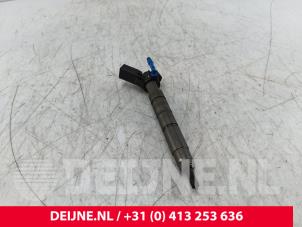 Mercedes Sprinter Injector (diesel) O301981 photo 2