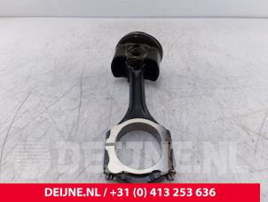 Mercedes Sprinter Connecting rod O301990 photo 3