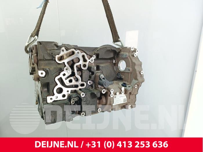 Gebruikte Motor Onderblok Mercedes Sprinter 3,5t (907.6/910.6) 319 CDI 2.0 D RWD Prijs € 847,00 Inclusief btw aangeboden door van Deijne Onderdelen Uden B.V.