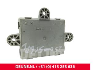 Volvo V40 Centrale Deurvergrendelings Module O302005 foto 2