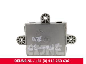 Volvo V40 Central door locking module O302006 photo 2