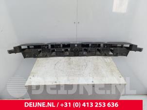 Nissan Primastar Bumperdeel midden-voor O302012 foto 3