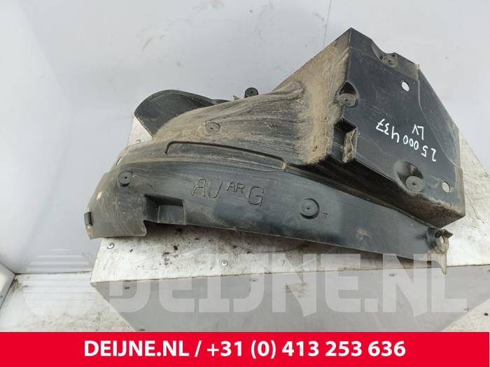 Nissan Primastar Wheel arch liner O302034