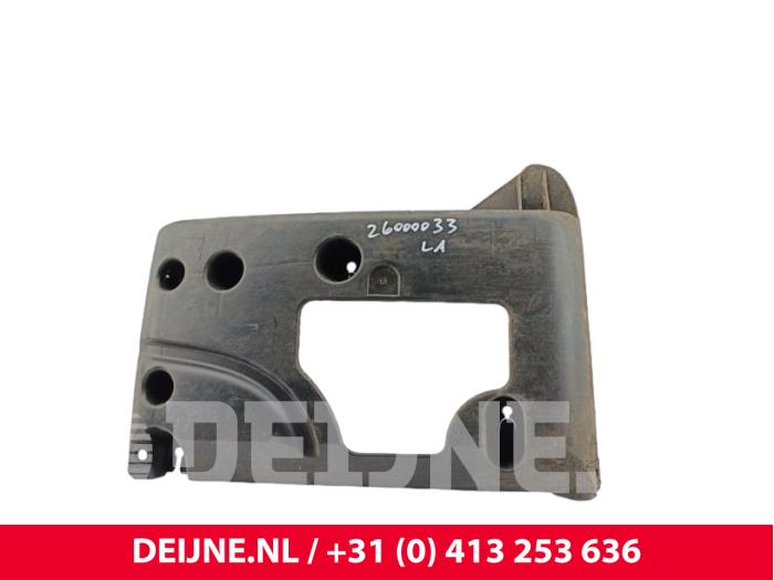 Renault Master Rear bumper bracket, left O302040
