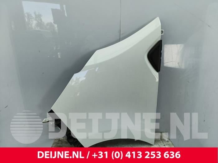 Nissan Primastar Front wing, left O302042