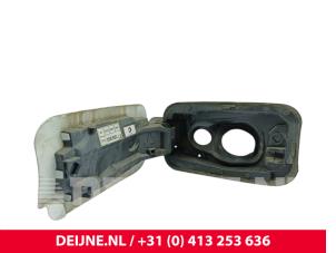 Citroen Berlingo Tankklappe O302050 foto 2