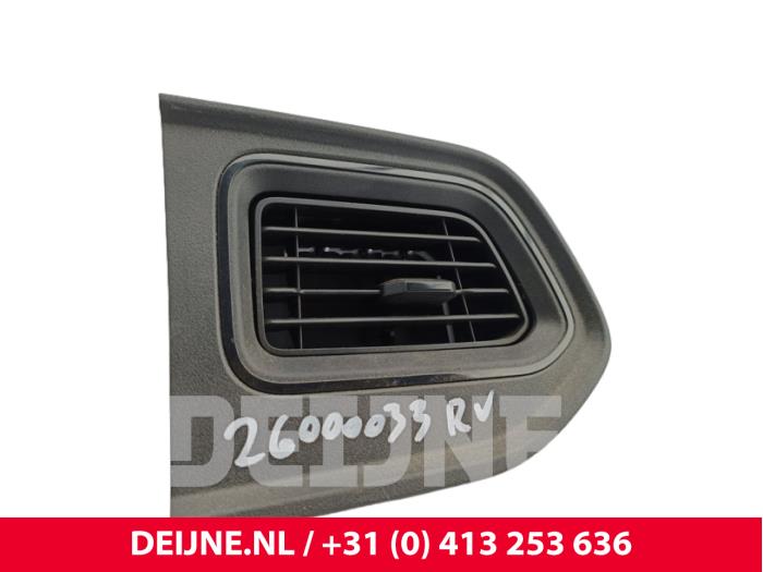 Renault Master Luftgitter Armaturenbrett O302054