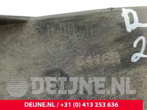 Nissan Primastar Frontdeel steun O302062 foto 3