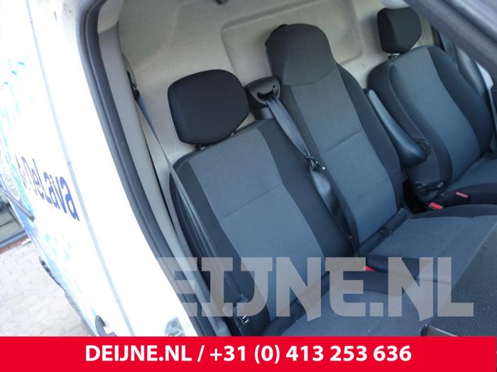 Renault Master Bank rechts vorne O302147