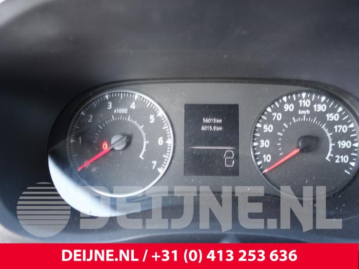 Renault Master Tacho - Kombiinstrument KM O302164