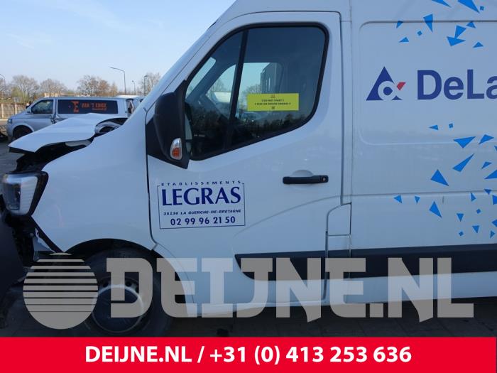 Renault Master Tür 2-türig links O302166
