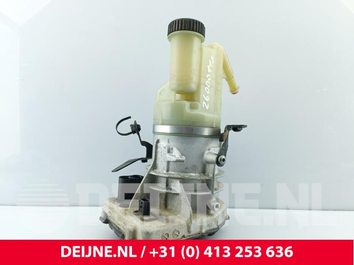 Renault Master Power steering pump O302180