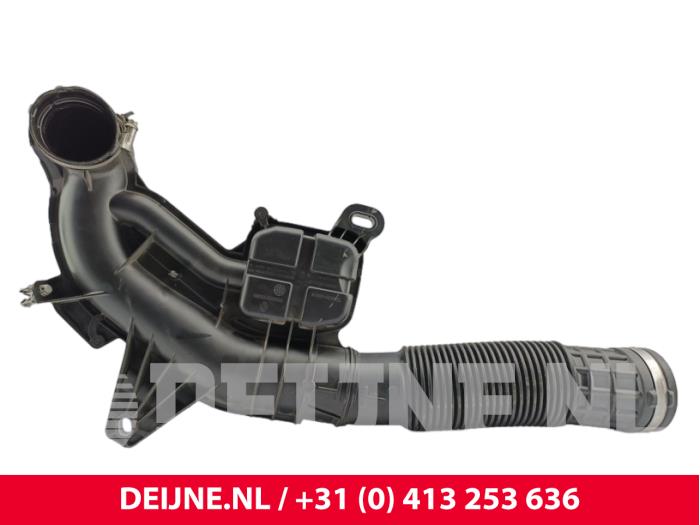 Nissan Primastar Air intake hose O302196