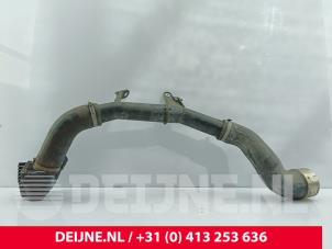 Volvo XC40 Intercooler Buis O302318 foto 2