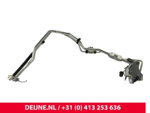 Volvo C40 Air conditioning line O302319 photo 2