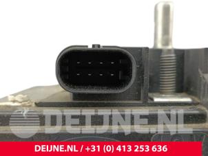 Volvo V60 Inverter O302325 foto 2