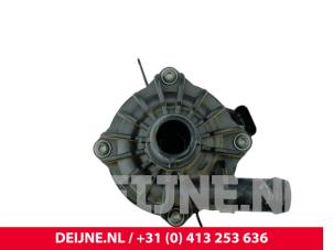 Volvo XC90 Wasserpumpe O302343 foto 2
