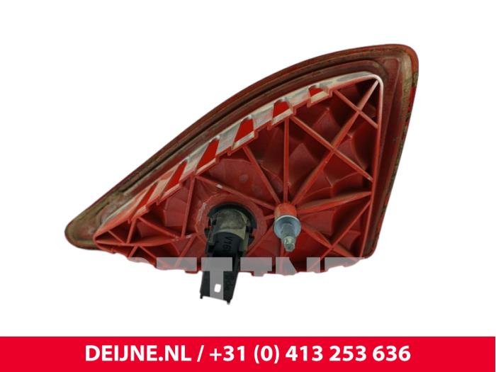 Renault Master Zusätzliches Bremslicht Mitte O302354