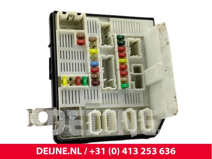 Renault Kangoo Sicherungskasten O302361