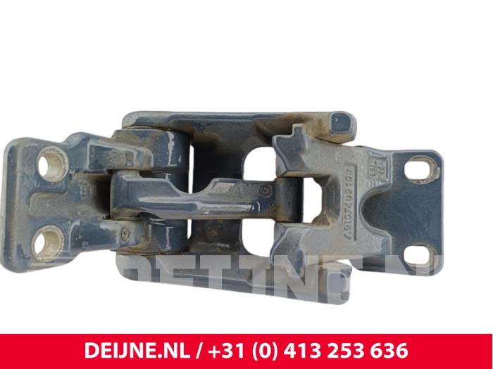 Mercedes Sprinter Scharnier Heckklappe O302427