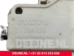 Volvo XC90 Charching port electric car O302442 photo 3