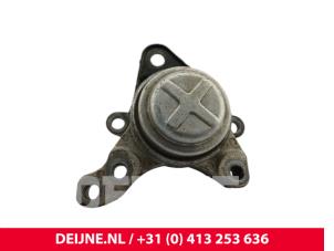 Volvo V60 Engine mount O302447 photo 2