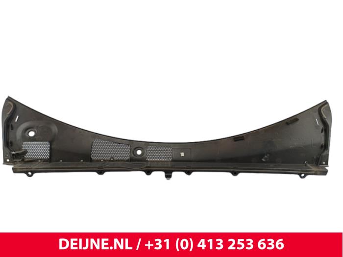 Volvo C40 Paravent O302471