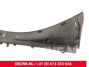 Volvo C40 Cowl top grille O302471 photo 3