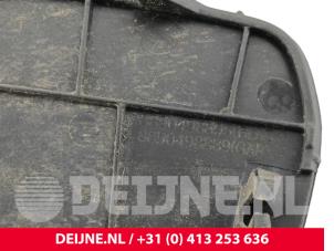 Lynk & Co 01 Abdeckkappe Abschleppöse vorne O302500 foto 3