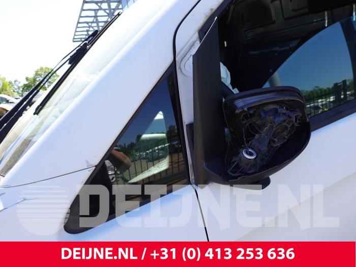 Mercedes Vito Dreieckfenster links vorne O302543