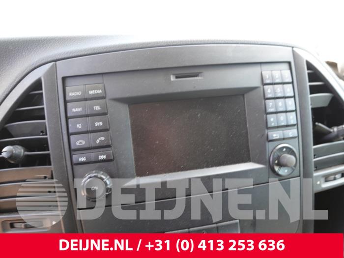 Mercedes Vito Radio O302562