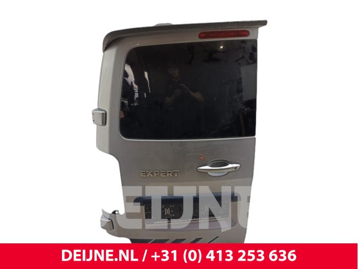 Peugeot Expert Minibus/van rear door O302626