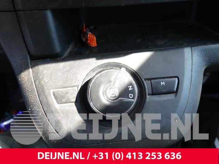Peugeot Expert Versnellingspook O302674