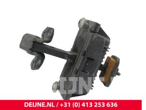 Mercedes Vito Door stop 2-door, left O302686 photo 2