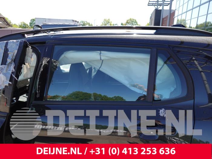 Lynk & Co 01 Portierruit 4Deurs links-achter O302711