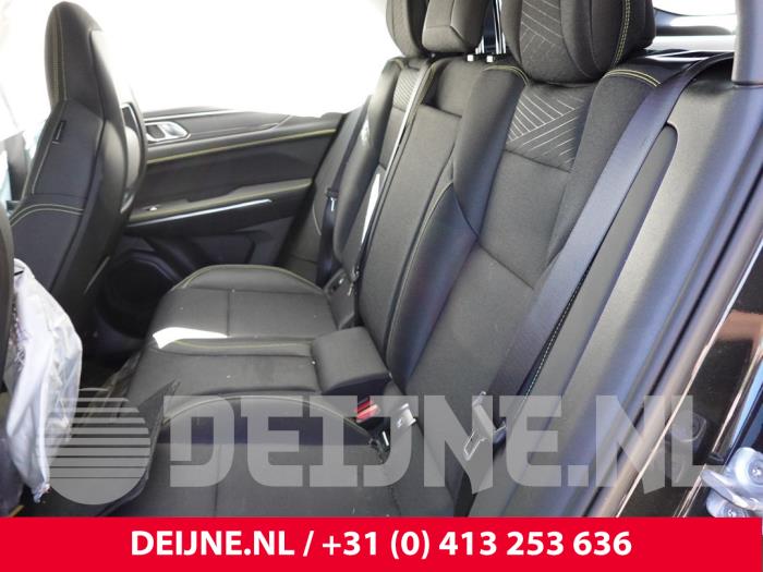 Lynk & Co 01 Achterbank O302729