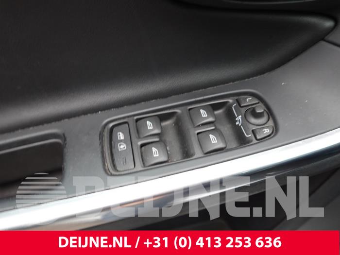 Volvo V60 Elektrisches Fenster Schalter O302820