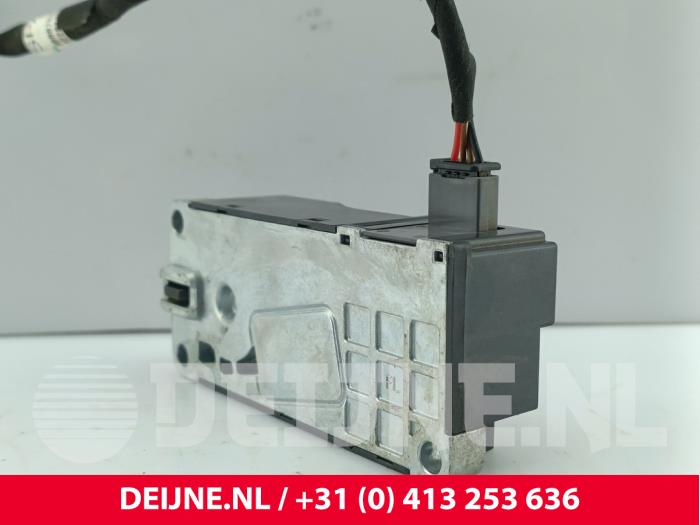 Lynk & Co 01 Elektronisch kontaktslot O302882