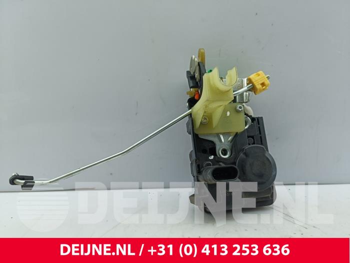 Maxus eDeliver 9 Deurslot Mechaniek 2Deurs rechts O302972