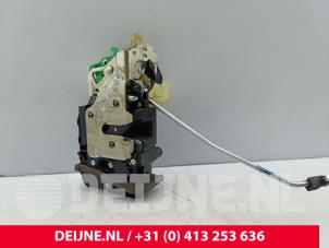 Maxus eDeliver 9 Deurslot Mechaniek 2Deurs rechts O302972 foto 3