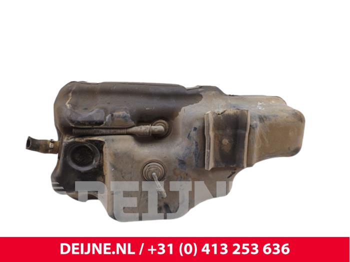 Maxus eDeliver 9 Adblue tank O302974