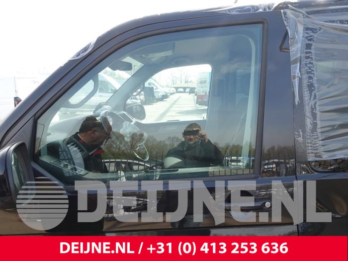 Volkswagen Transporter Türscheibe 2-türig links O303001