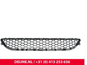 Volvo V60 Grille O303102 photo 2