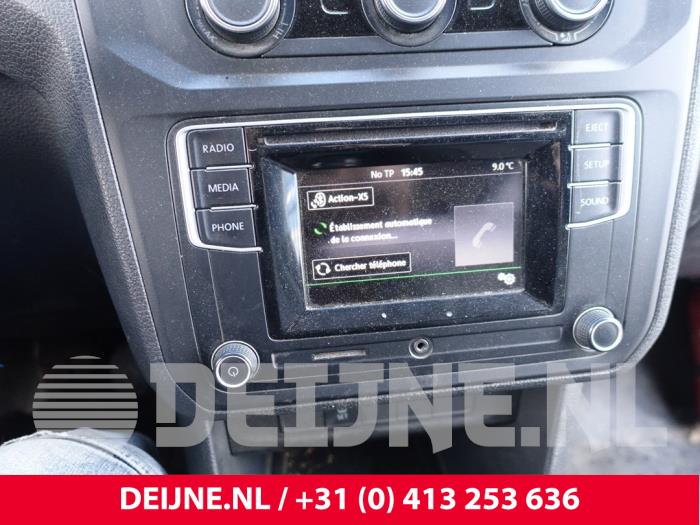 Volkswagen Caddy Display Multi Media regelunit O303120