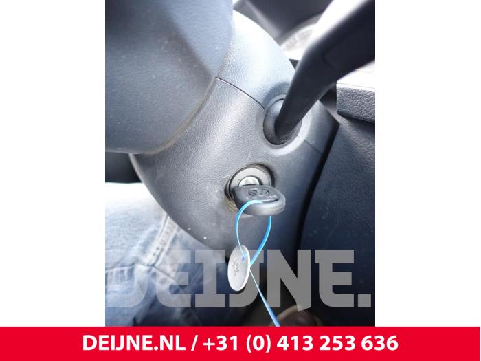 Volkswagen Caddy Zündschloss+Schlüssel O303135