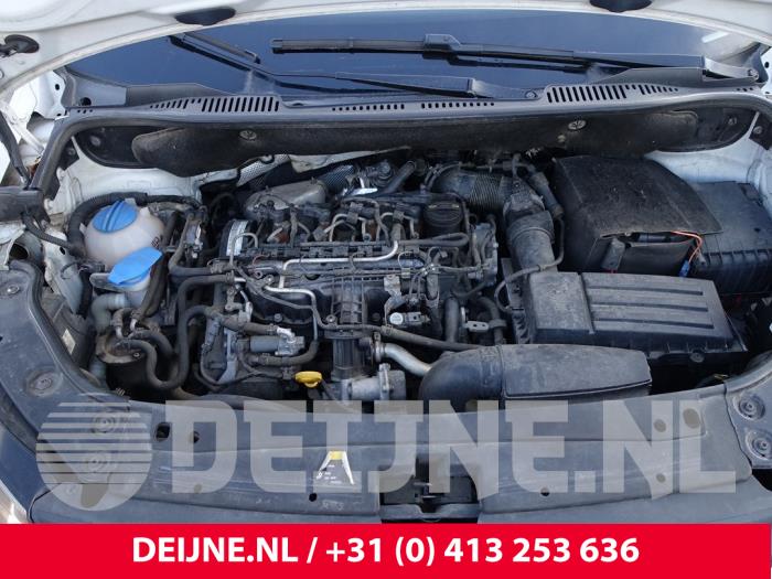 Gebruikte Luchtfilterhuis Volkswagen Caddy IV 1.6 TDI 16V Prijs op aanvraag aangeboden door van Deijne Onderdelen Uden B.V.
