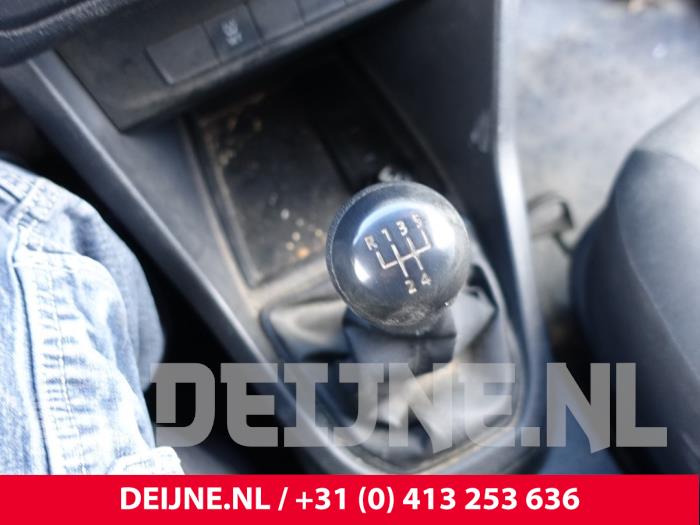 Volkswagen Caddy Schaltung O303162